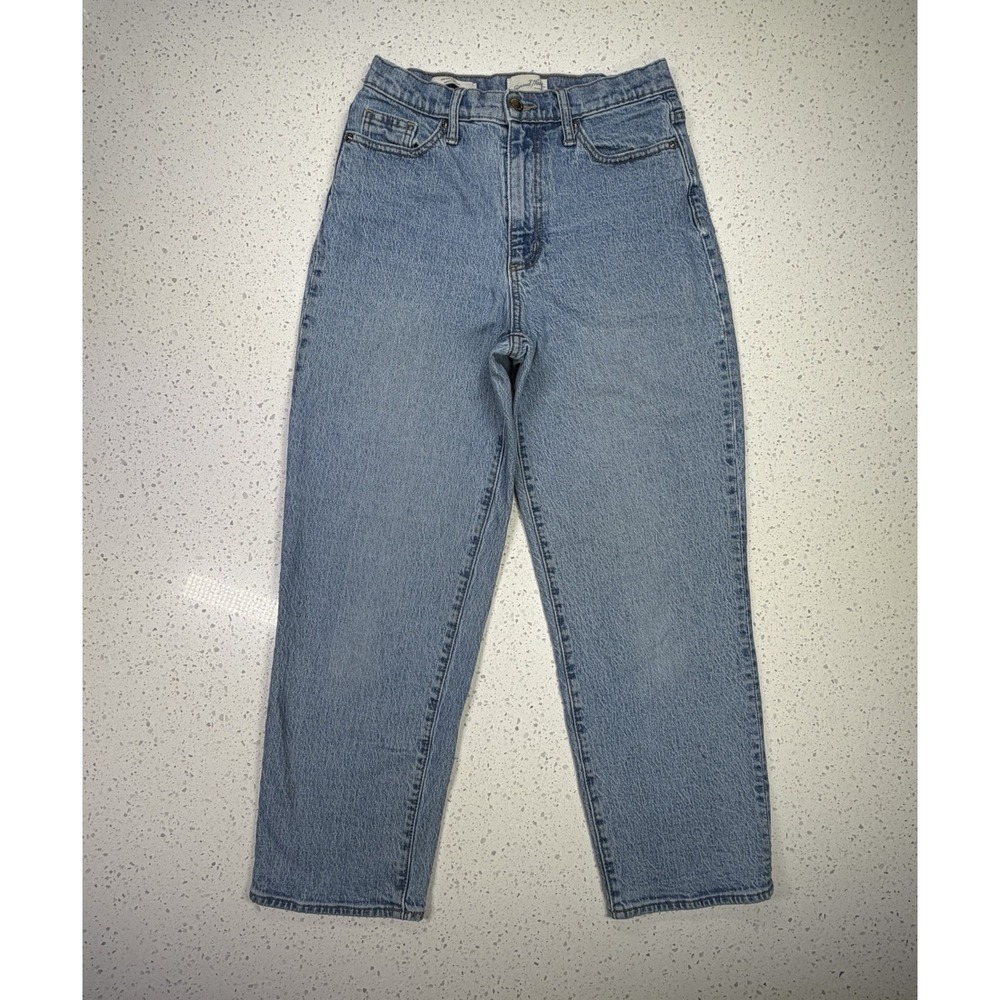 Universal Thread Straight Blue Denim Jeans High Rise Medium Wash Stretch Women
